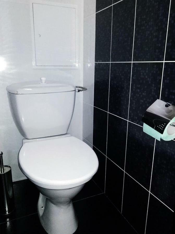 Уютная, Благоустроенная 2-Комнатная Квартира, Wifi Apartamento Babruisk Exterior foto